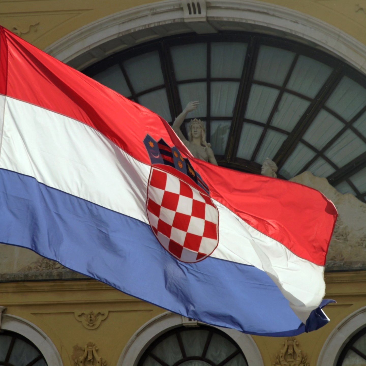 Stier: Dan hrvatske zastave podsjetnik na slobodu i zajedništvo