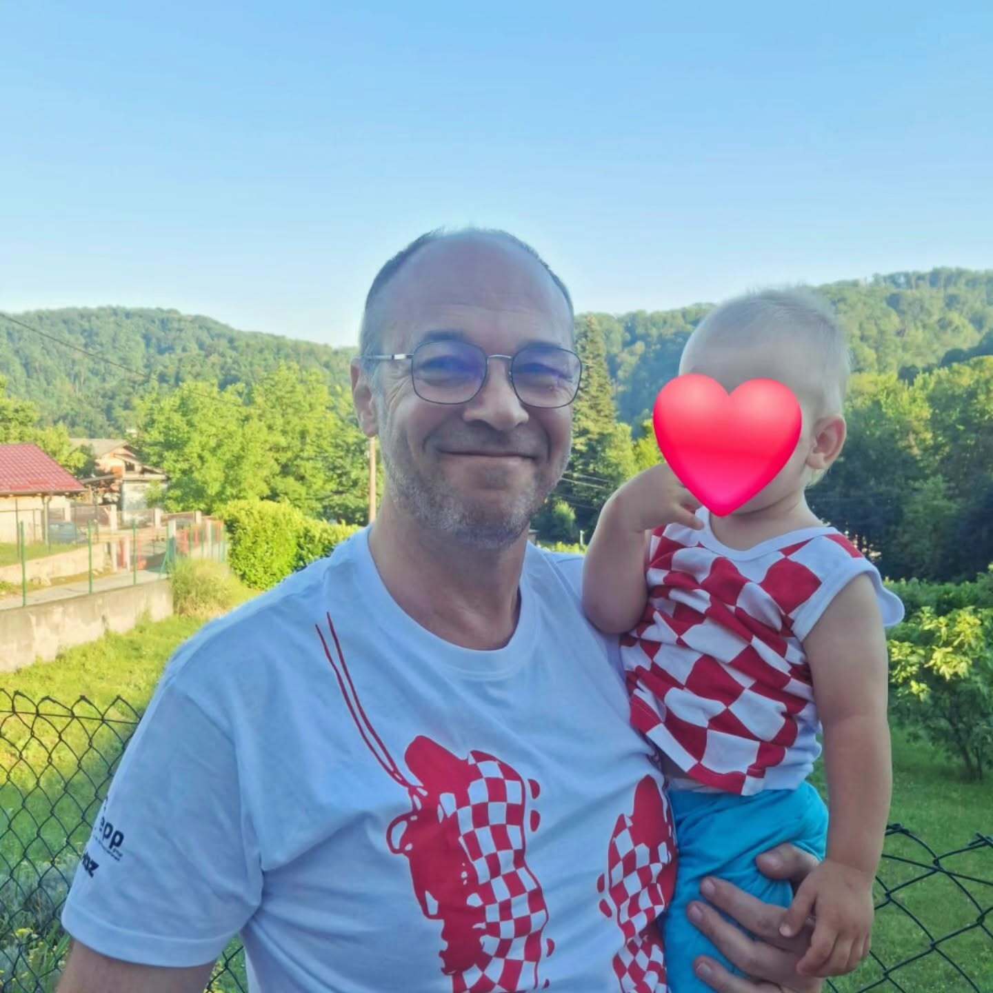 Stier uz Vatrene: Sve generacije uz Hrvatsku