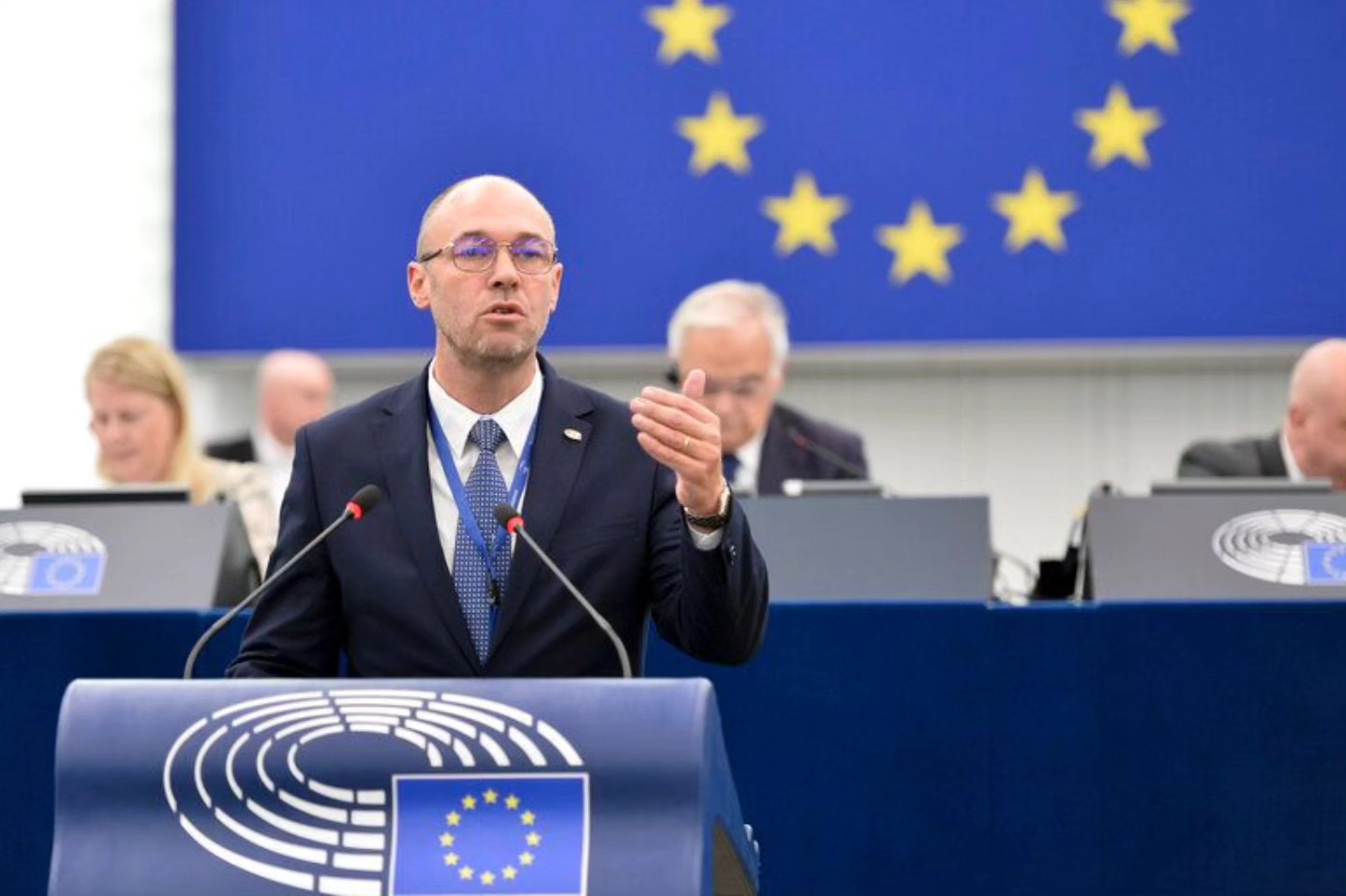 Govor - Stier: Politička kriza u Srbiji