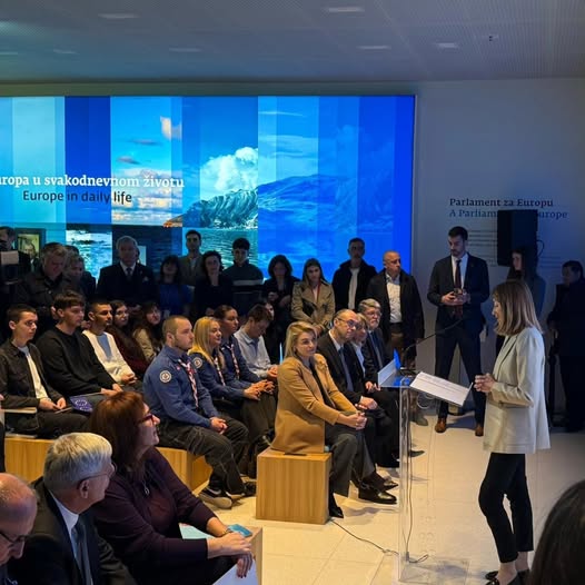 Metsola otvorila Multimedijski centar "Doživi Europu" u Zagrebu