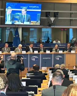 Rutte s europarlamentarcima raspravljao o obrani i odnosima s Trumpom